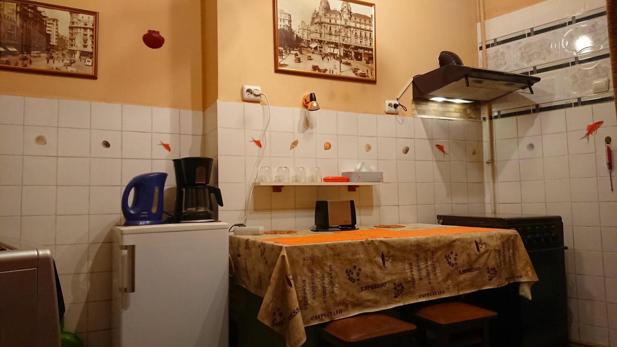 Rompromo Plus Accommodation Bukarest Eksteriør billede