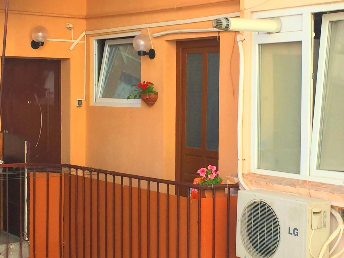 Rompromo Plus Accommodation Bukarest Eksteriør billede